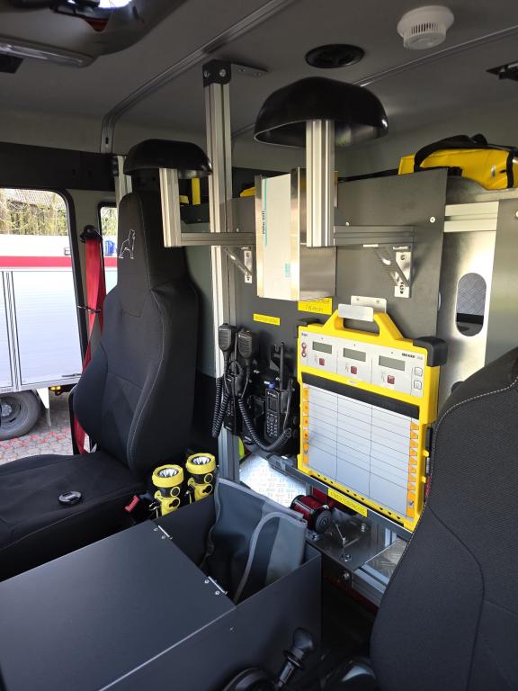 13f5fd66 8dbb 4c0e 80a8 323a0ce84a75