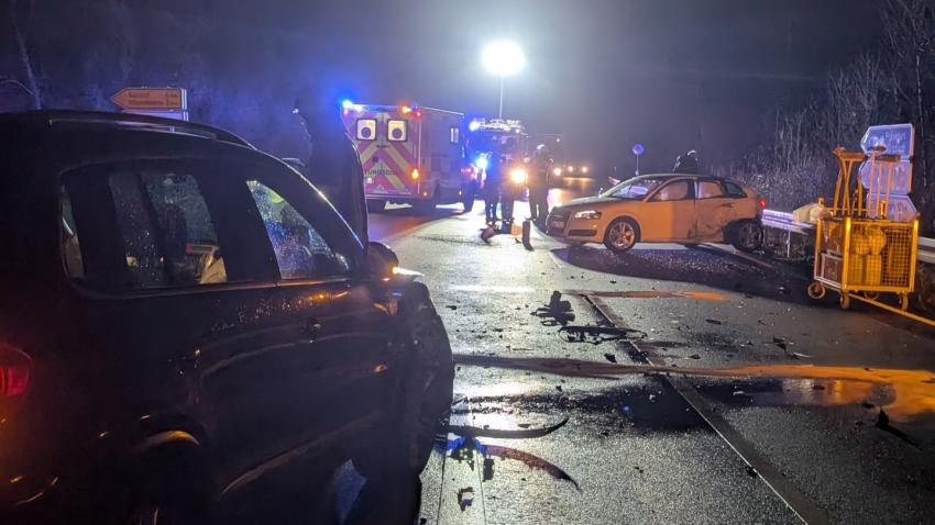 15281002357812564253