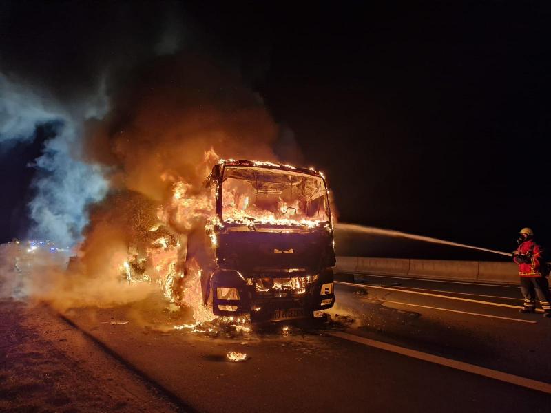 33a87370 dd4b 41f2 aa5c 3172d732b5cd