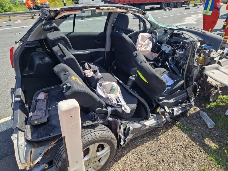 2cea5d00 bb3d 437d 9756 e0119d7fcd0c