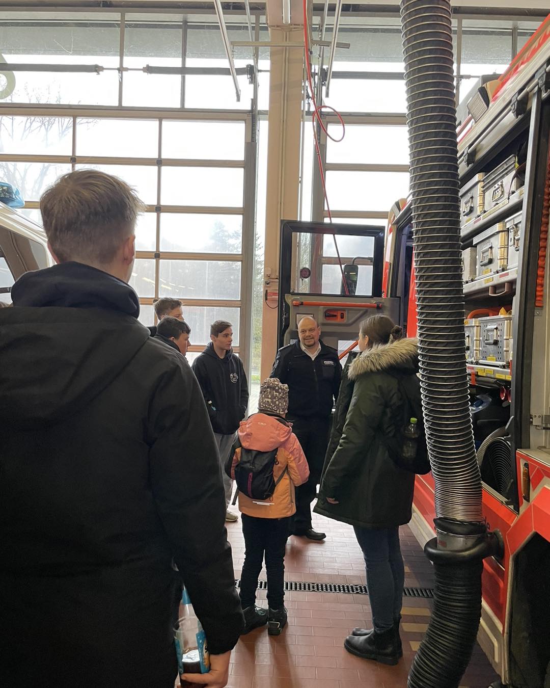 20241123 Jfw Großostheim besucht Feuerwehr Frankfurt 2