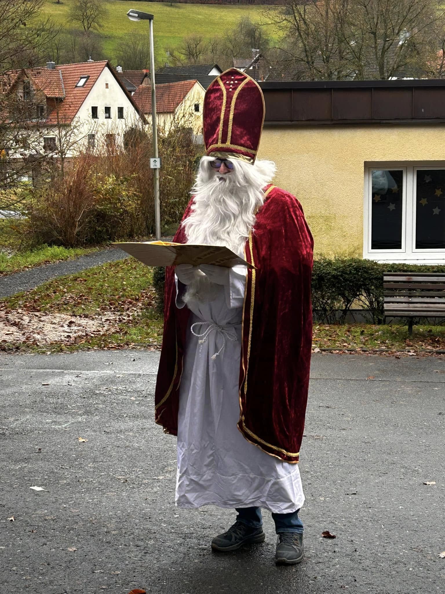 20241206 Nikolausaktionen der Feuerwehr Mömbris Hutzelgrund 3