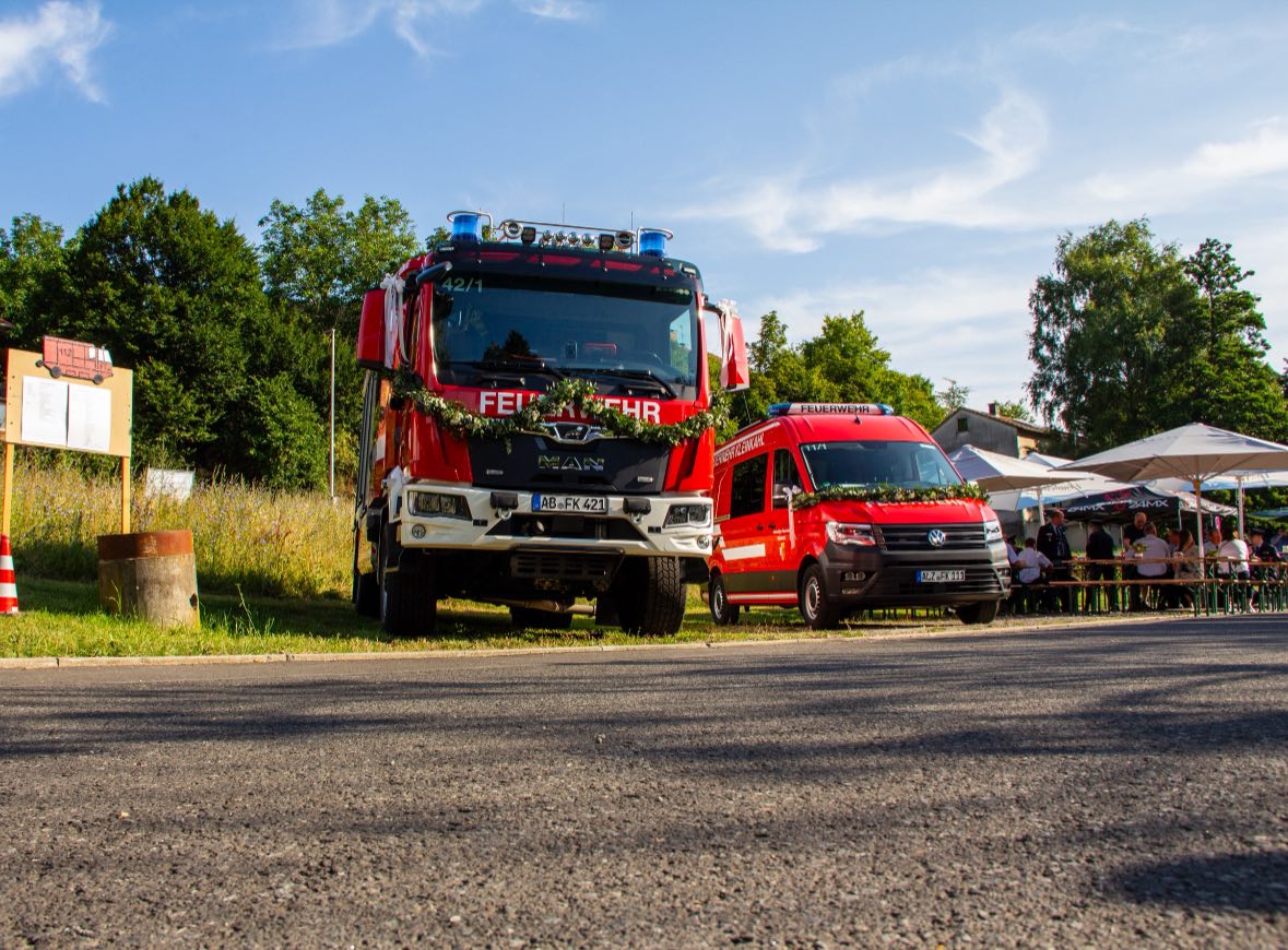 20250720 FF Kleinkahl Kartoffelfest mit Fahrzeugübergabe und Segnung 1