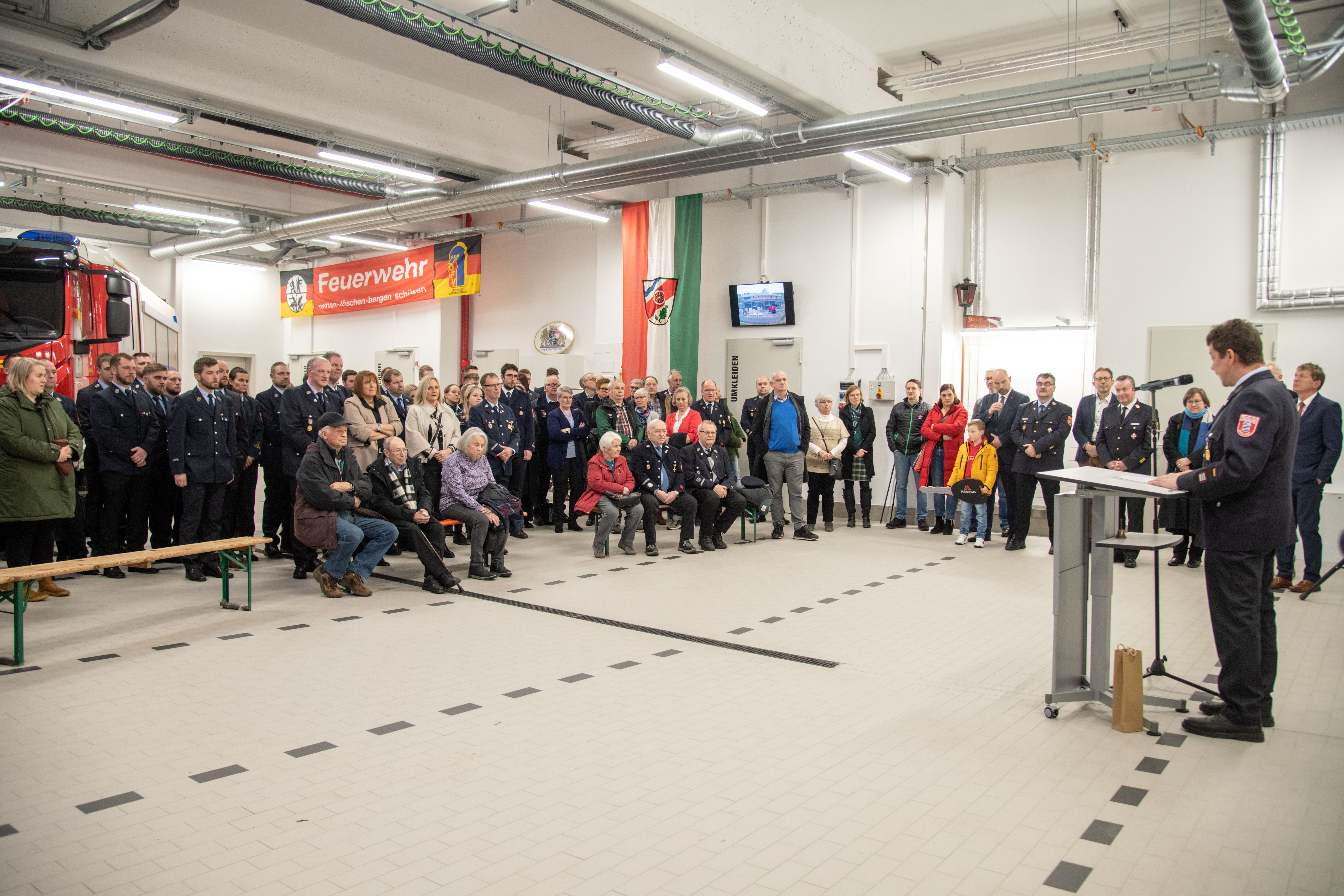 20250110 Segnung Feuerwehrhaus und HLF 20 FF Sailauf 2