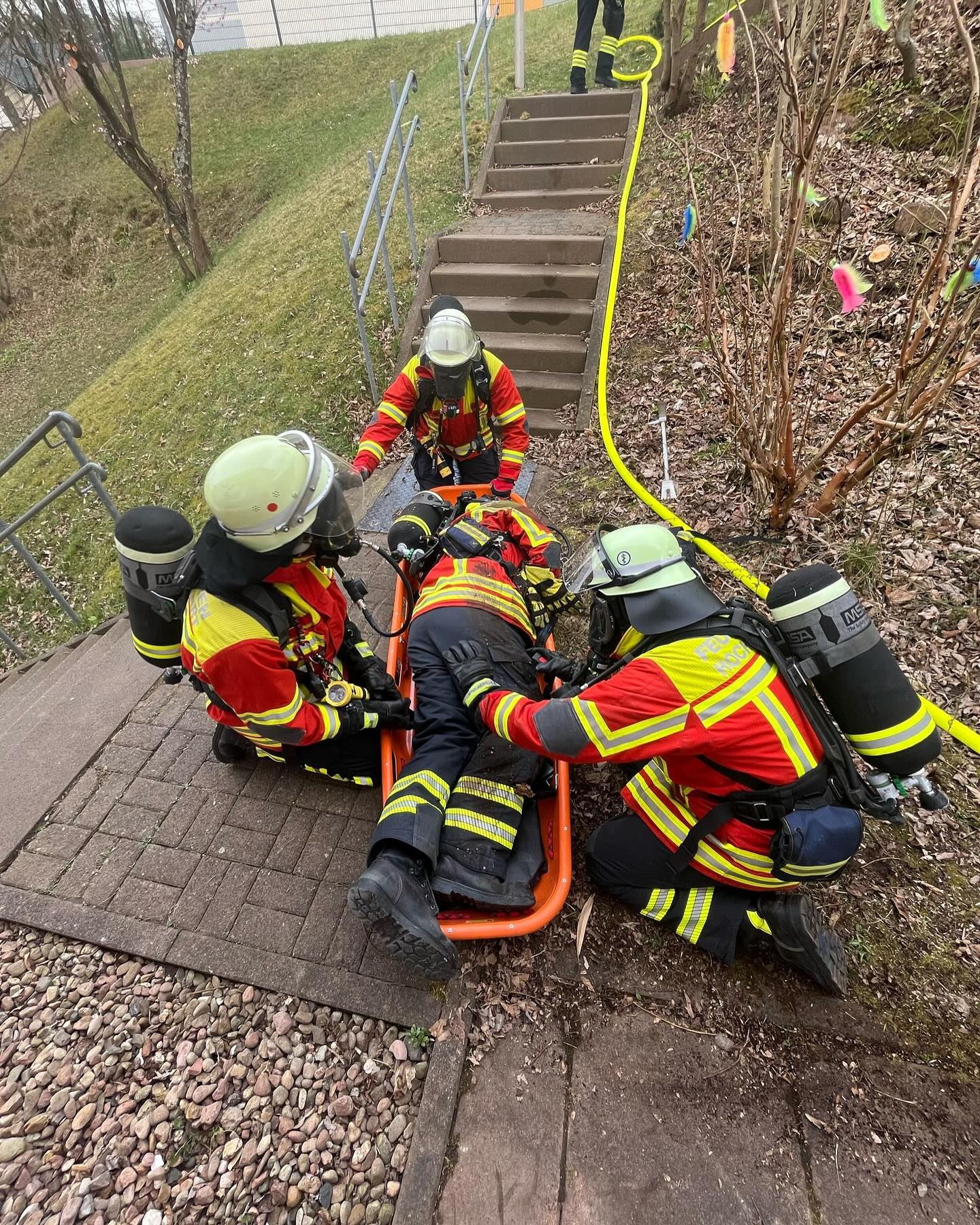 20250405 FF Heinrichsthal Schulung Atemschutznotfall 3
