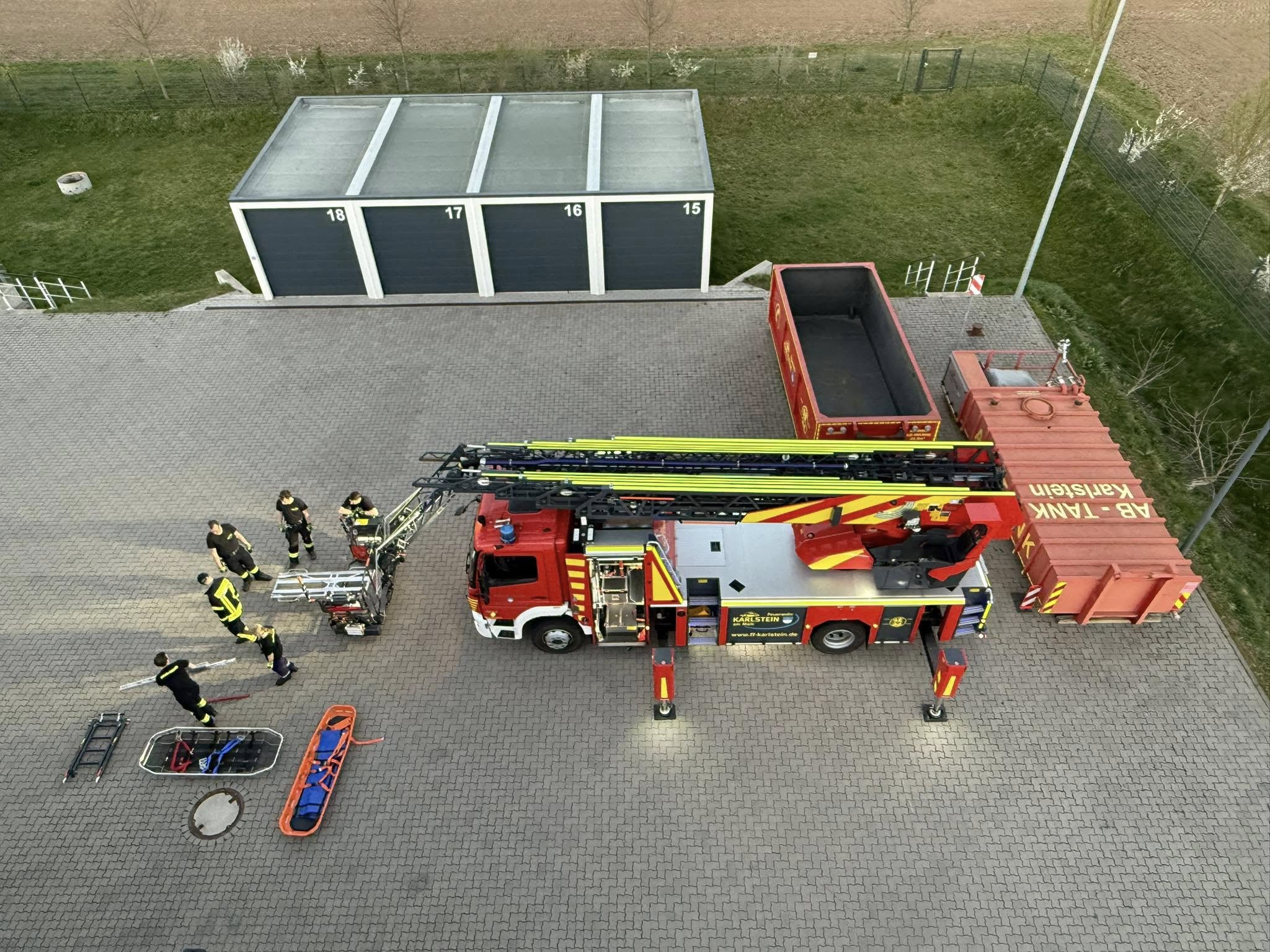 20250404 FF Karlstein Drehleiterausbildung 1
