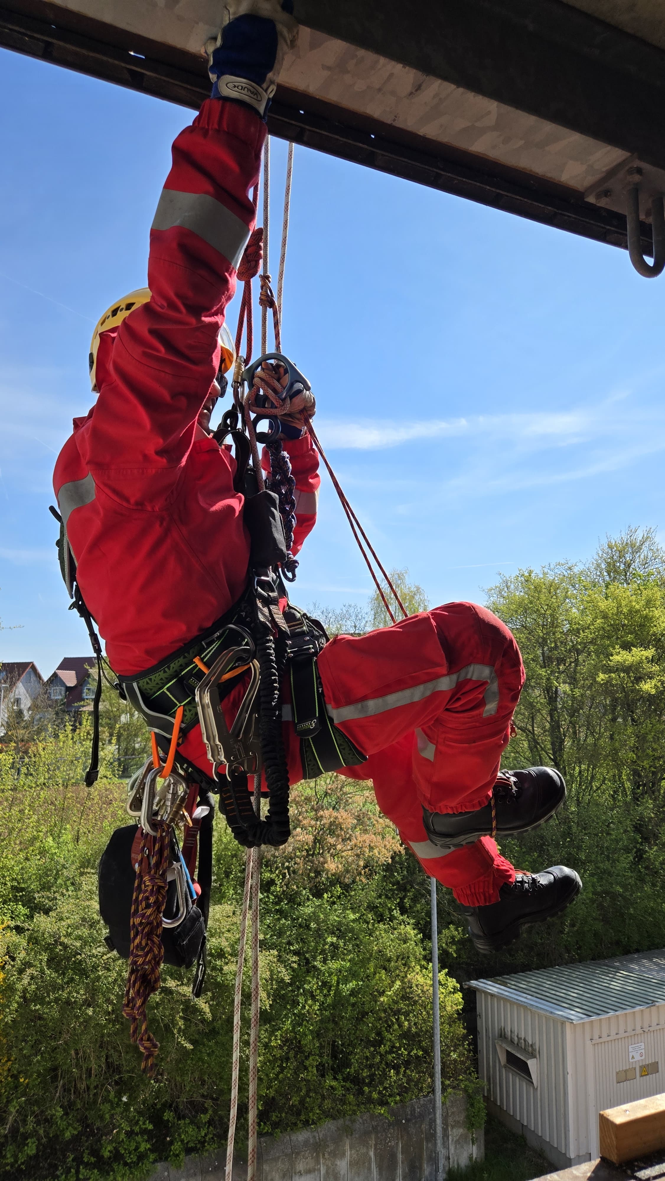 20250412 FF Großostheim Übung am Seil 2