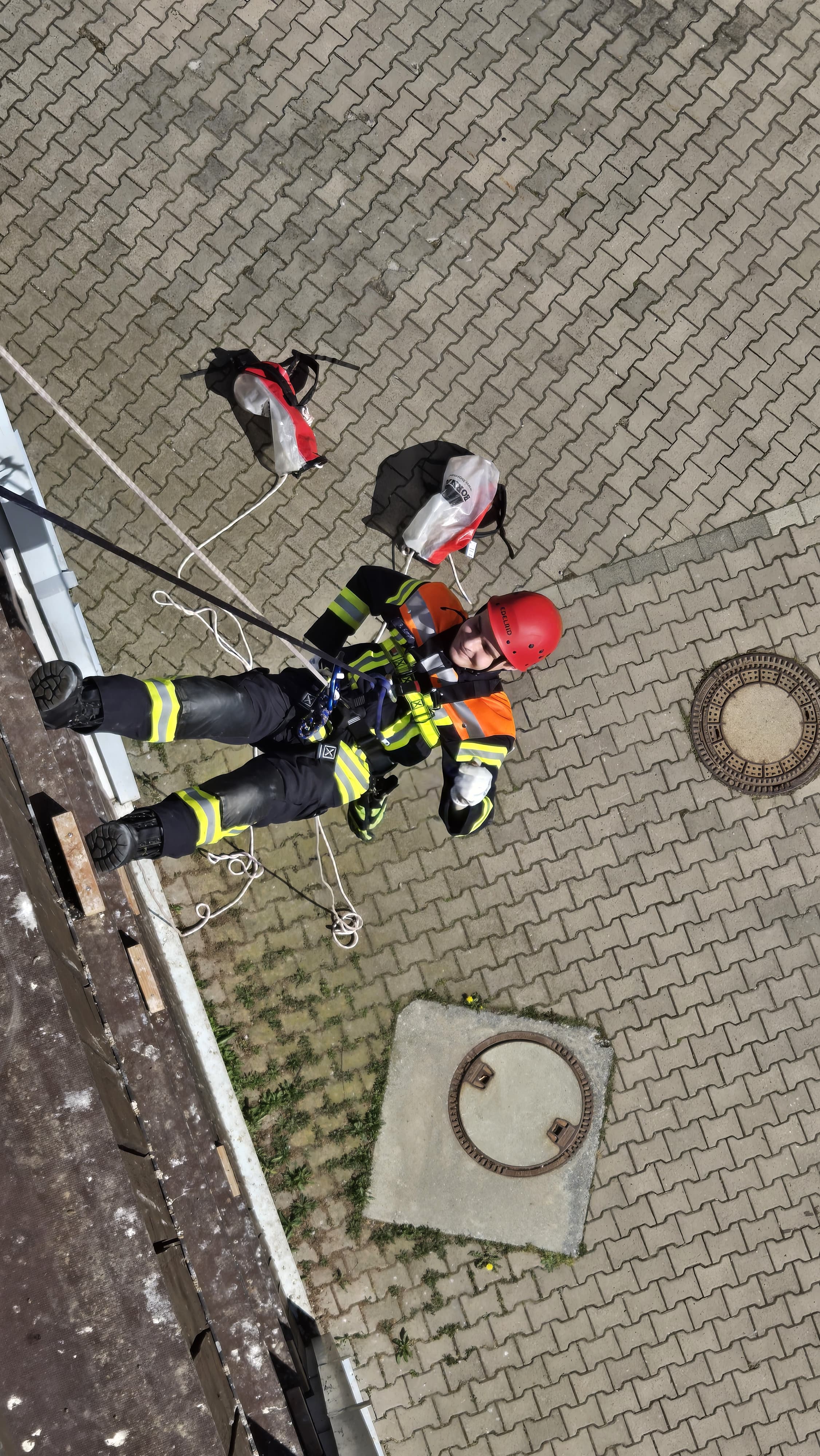 20250412 FF Großostheim Übung am Seil 6