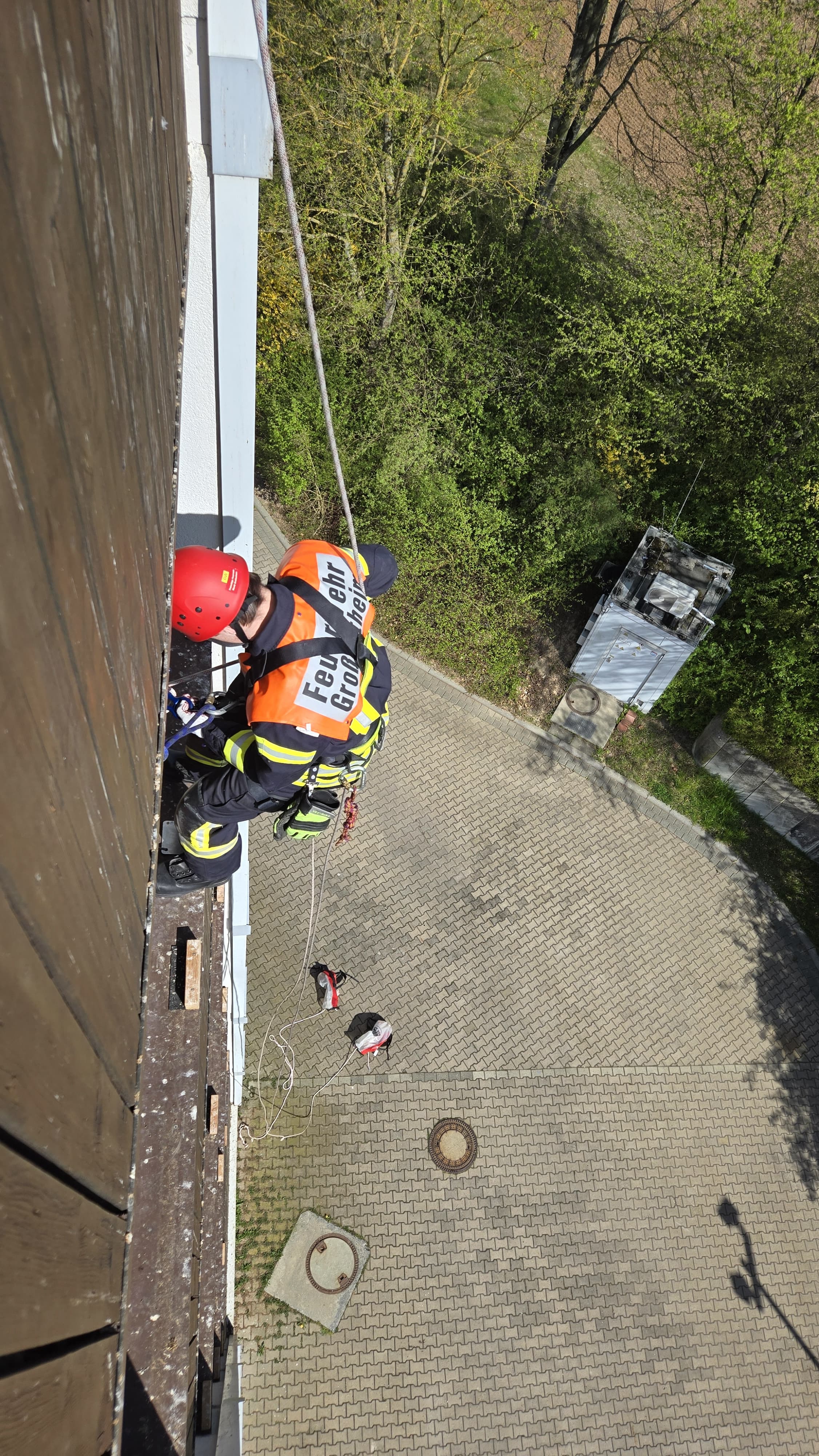 20250412 FF Großostheim Übung am Seil 9