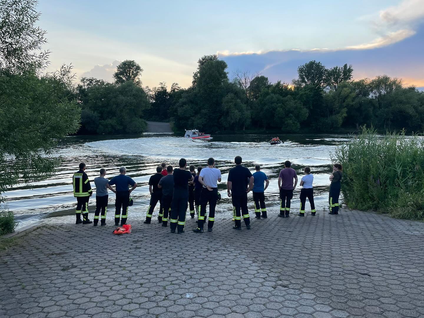 20250714 FF Kleinostheim Übung Einsatz auf dem Main 2