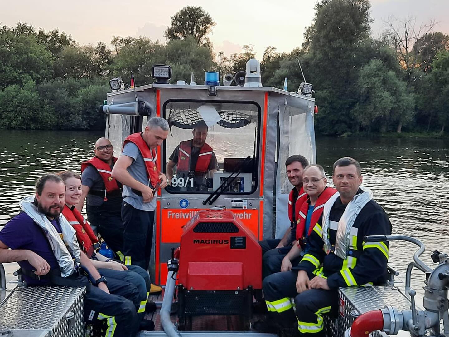 20250714 FF Kleinostheim Übung Einsatz auf dem Main 3