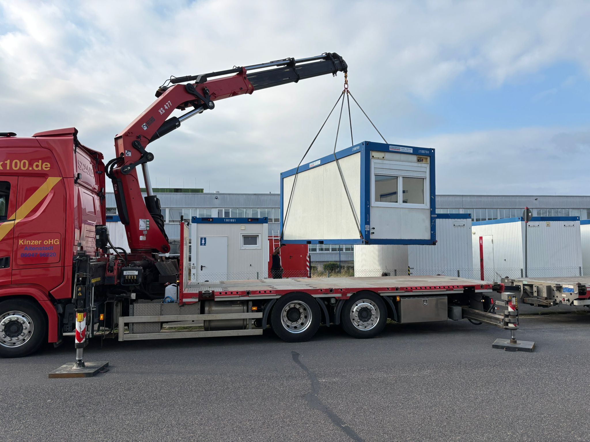 20250717 Übernahme und Abtransport von 20 Fuß Containern in Kleinostheim 6