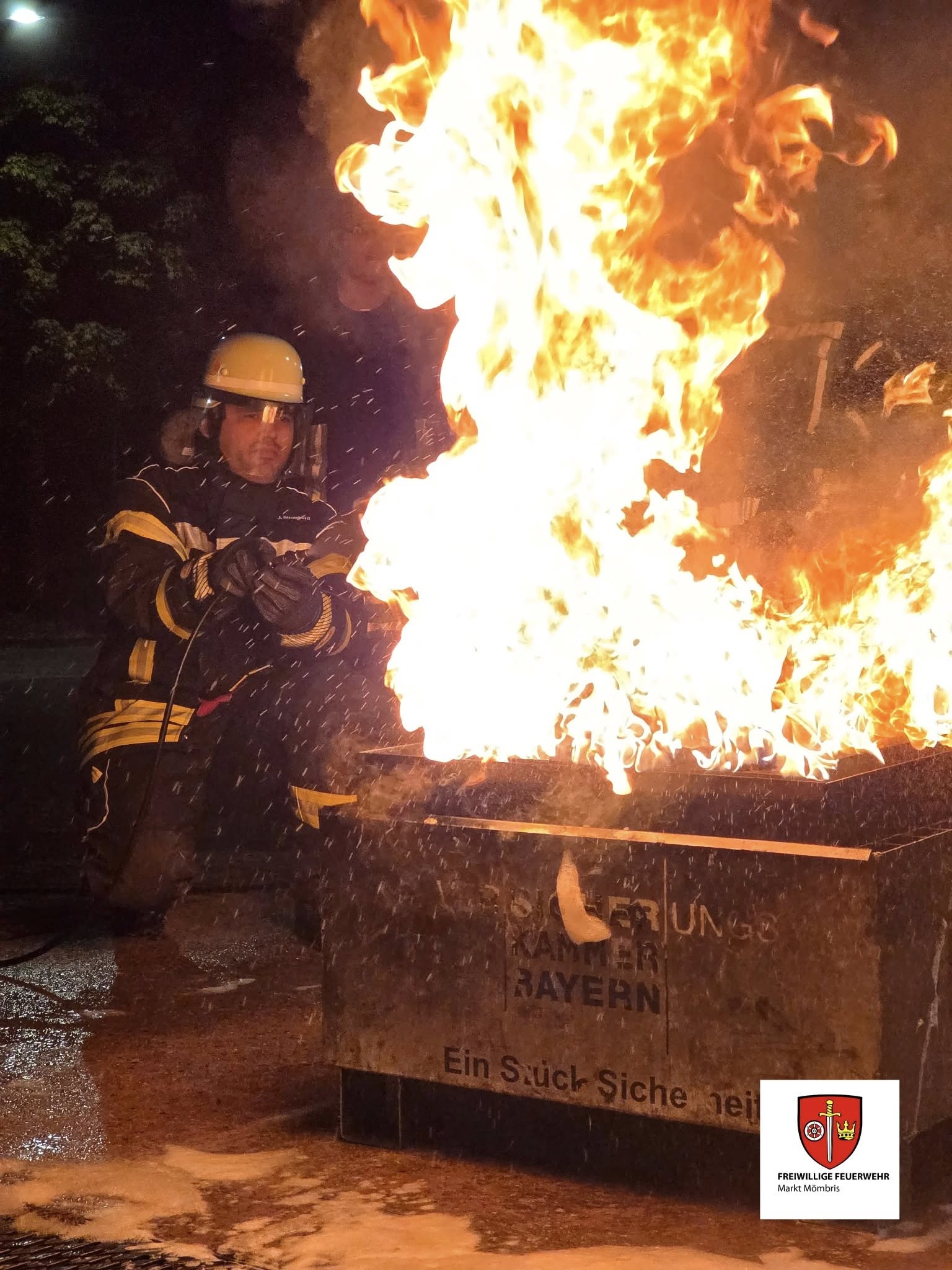 20251013 FF Mömbris zur Schaumausbildung in Mainaschaff 3