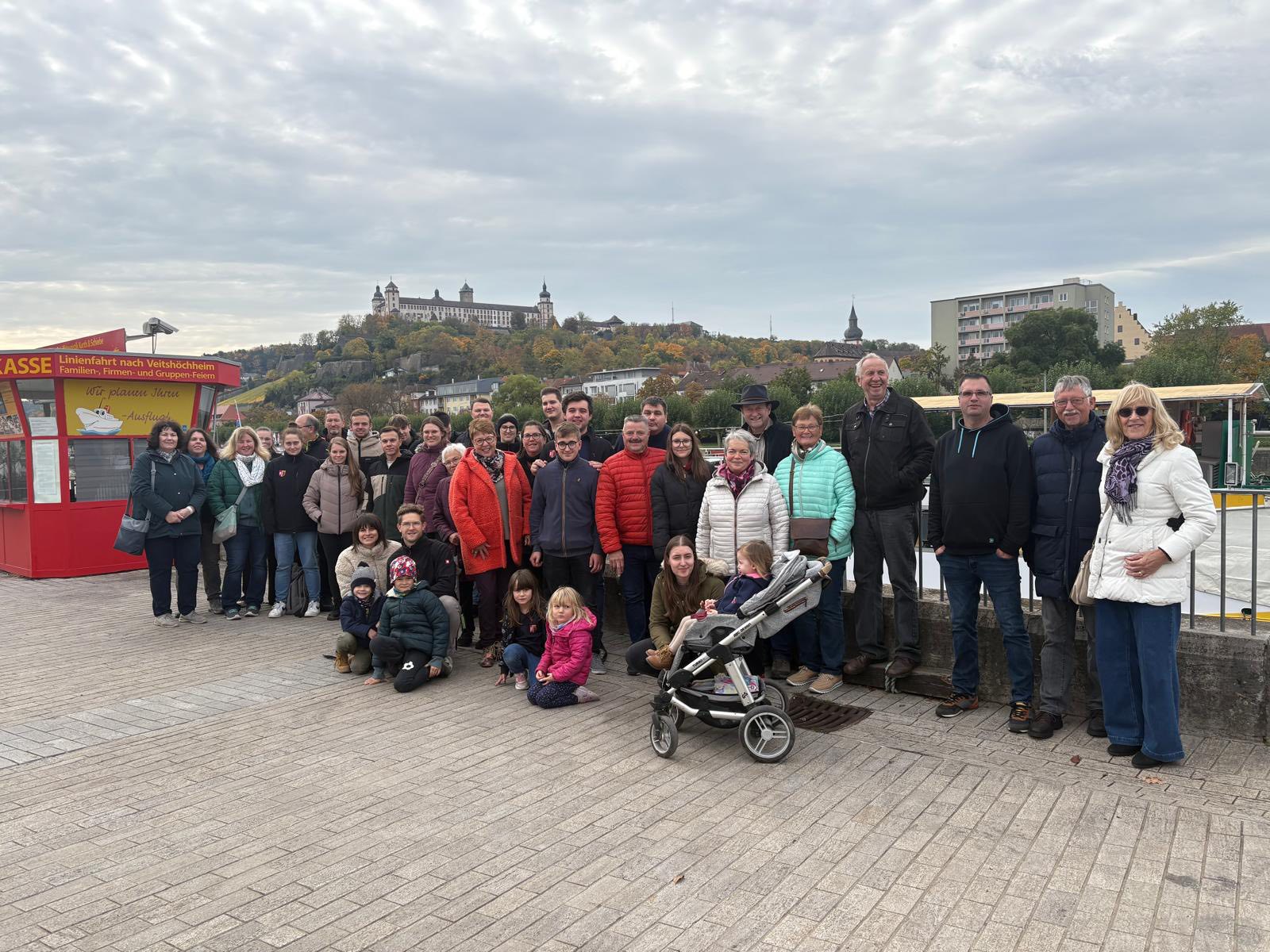 20251019 FF Kleinkahl Ausflug nach Würzburg 1