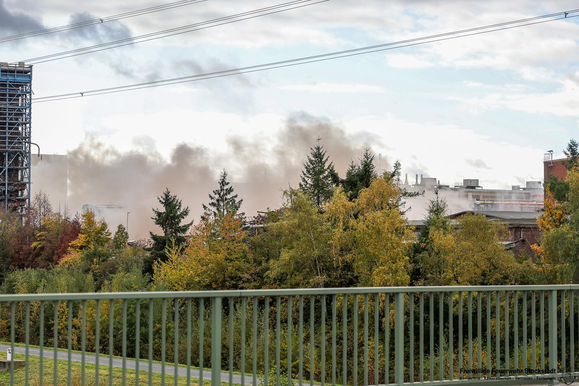 20251025 Absicherung Sprengung Kamin ehem Sappi Stockstadt 21