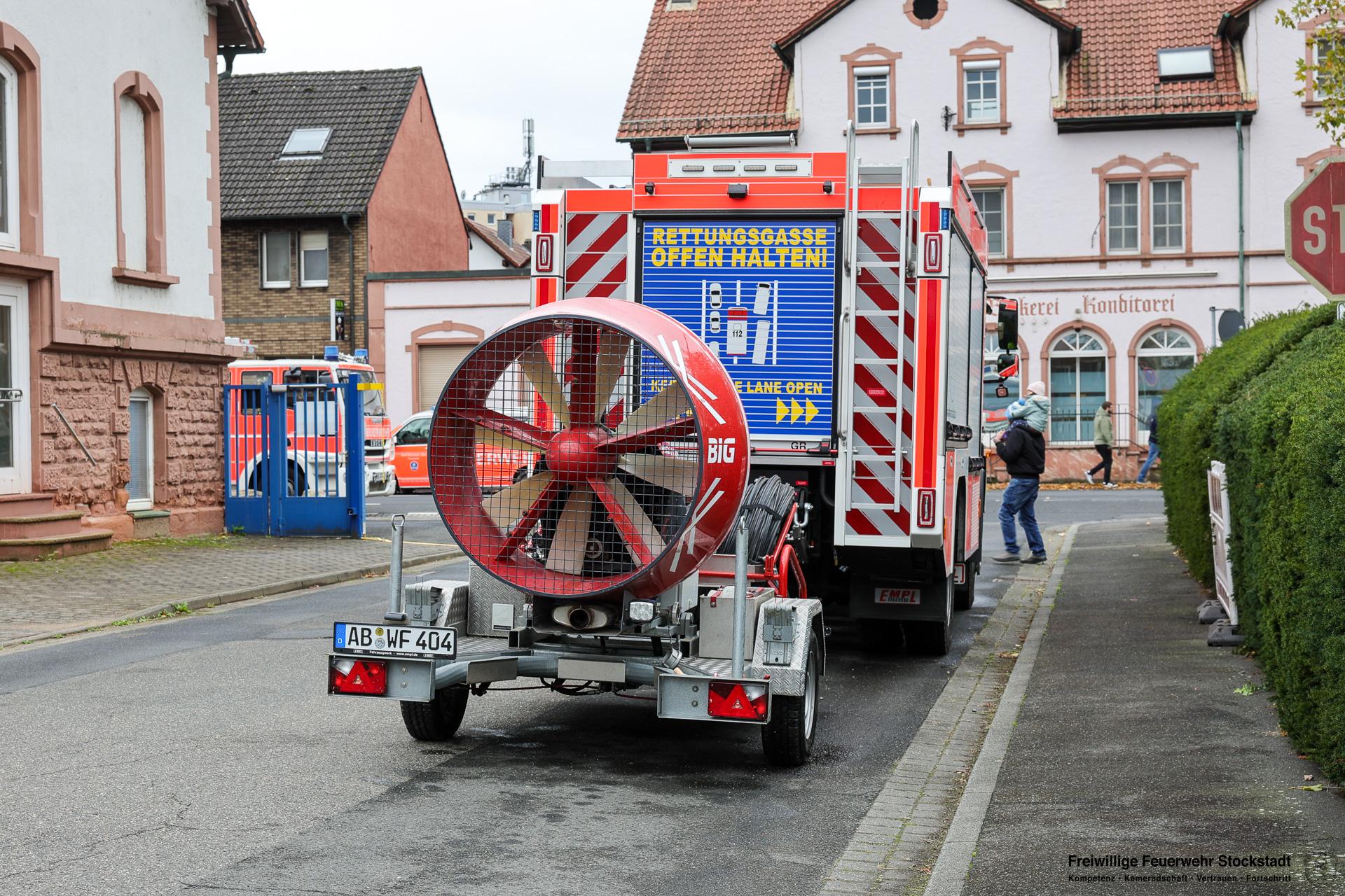 20251025 Absicherung Sprengung Kamin ehem Sappi Stockstadt 25