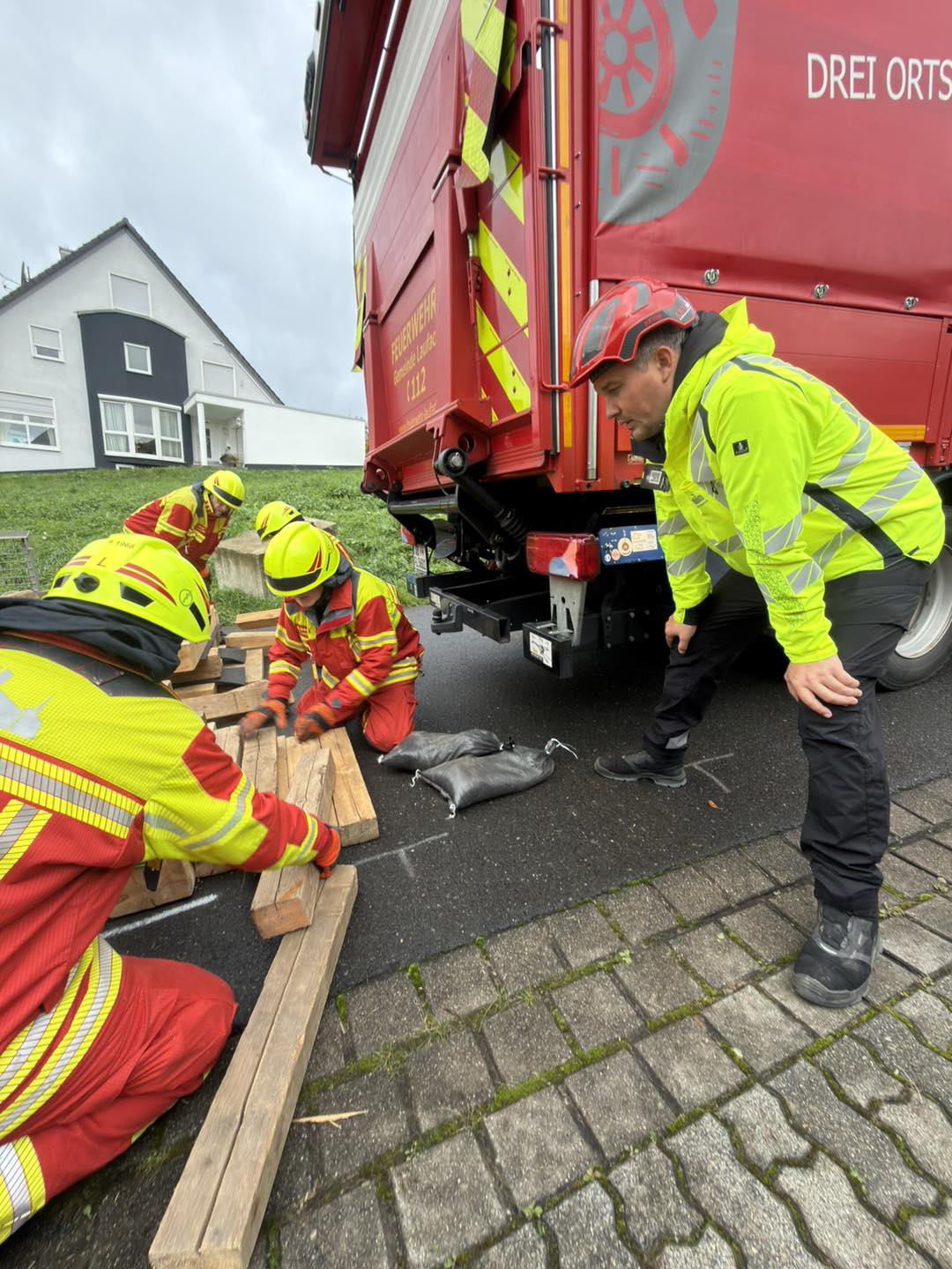 20251025 FF Laufach UVV Unterweisung Kran 1