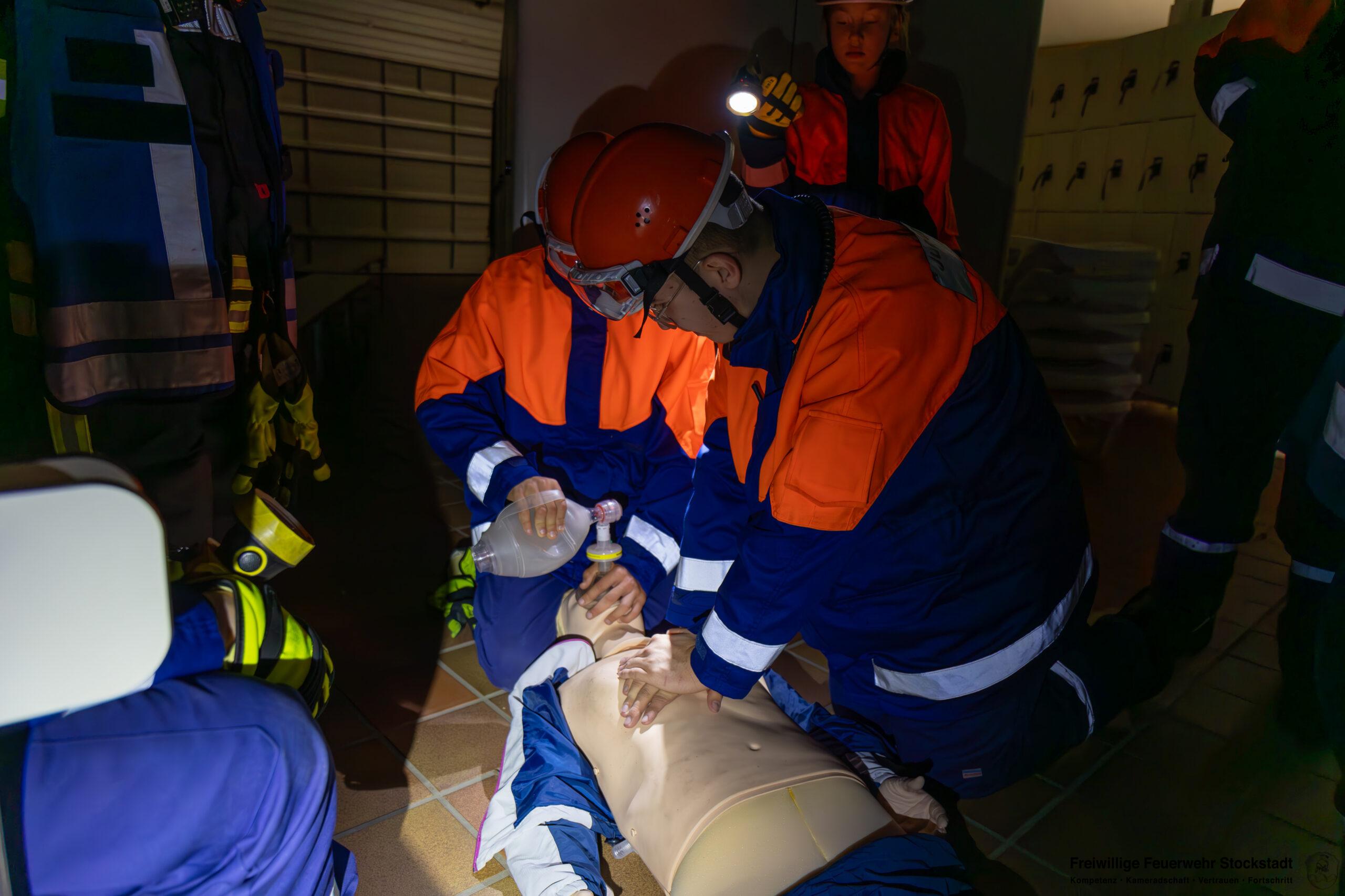 20251024 FF Stockstadt JF Übernachtung mit Ausbildung im Feuerwehrhaus 27