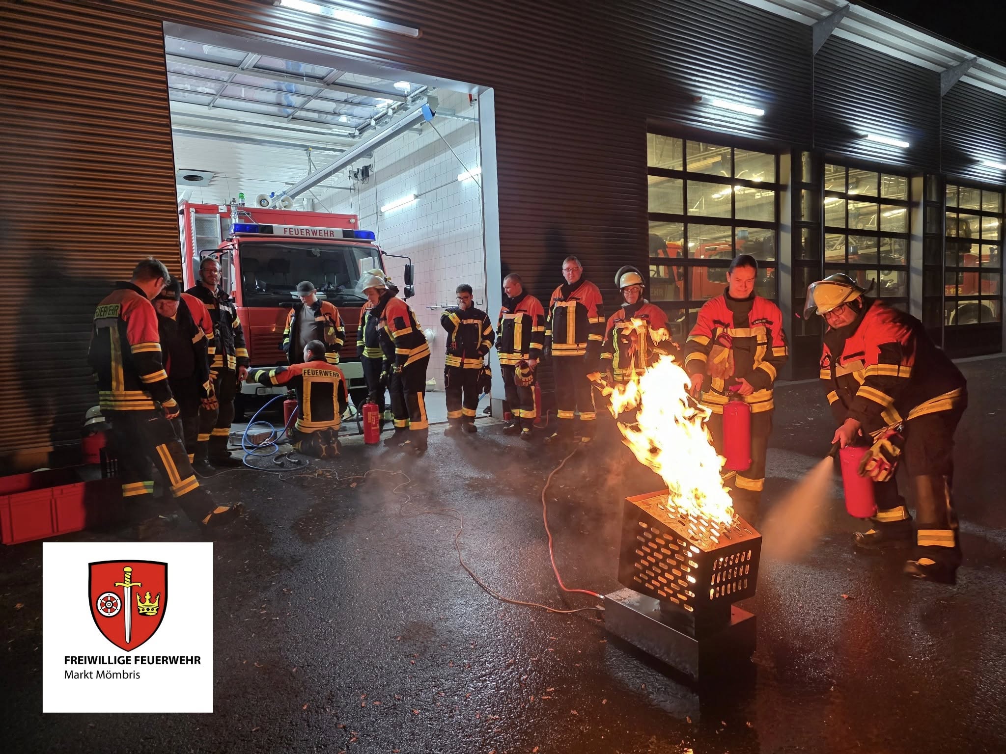 20251103 FF Mömbris Feuerlöscherübung 1
