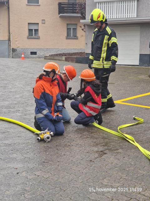 20251115 FF Glattbach KiFeu Abnahme Kinderflamme 7
