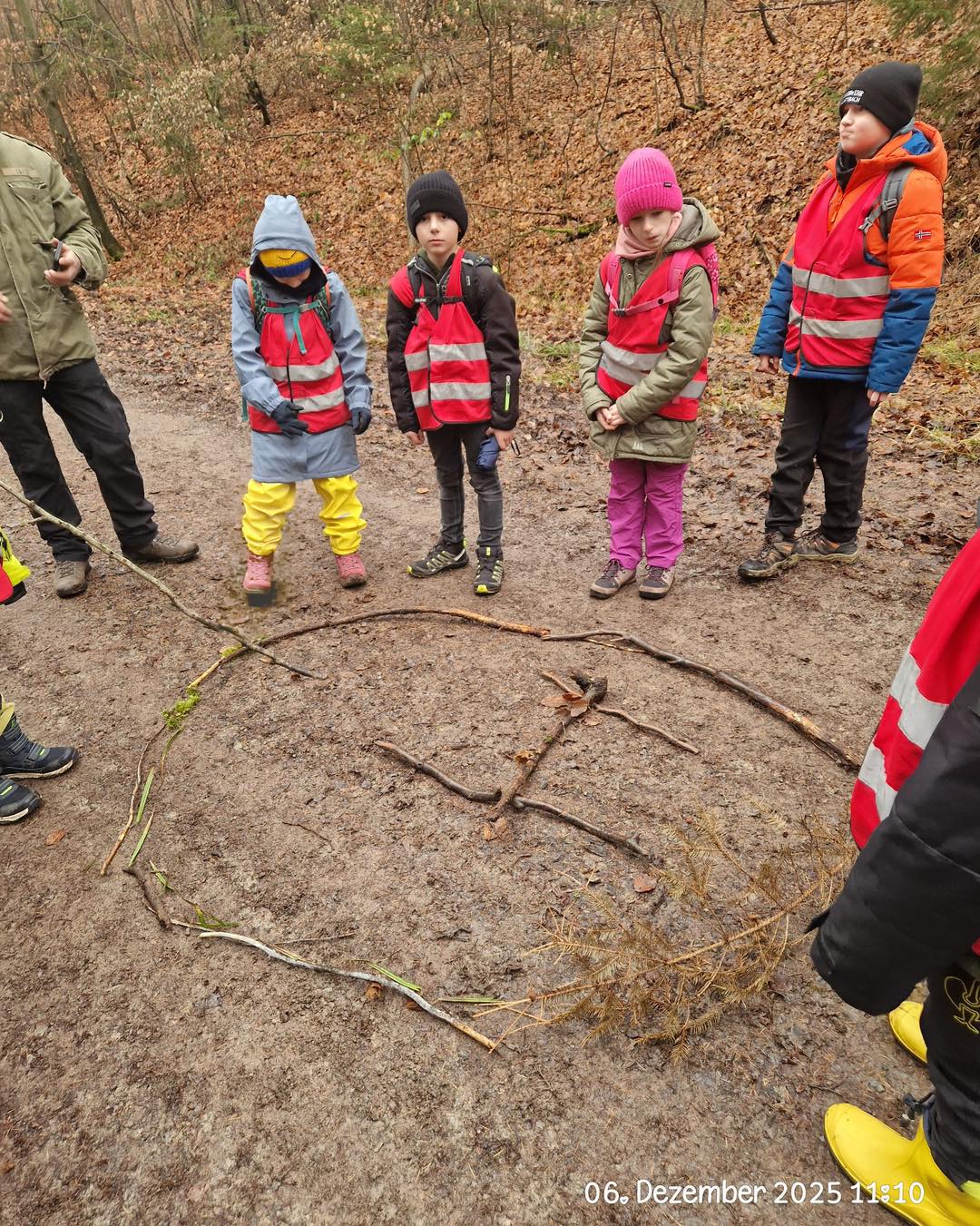 20251206 KiFeu Glattbach Suche nach dem Nikolaus 3