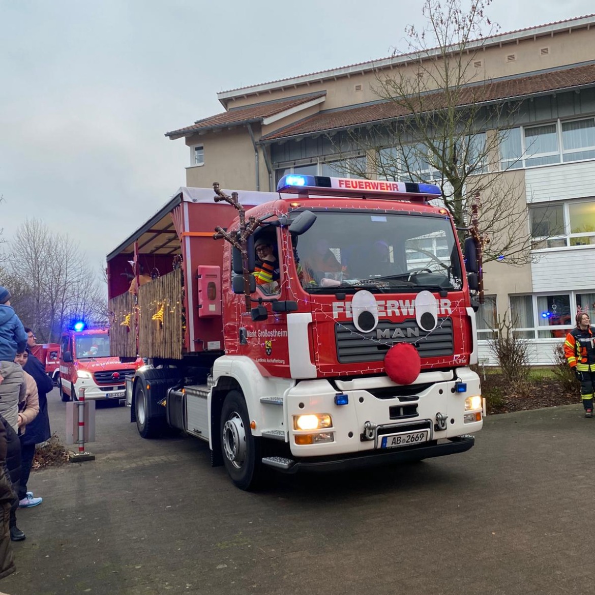 20251214 FF Großostheim Lichterfahrt 2025 12