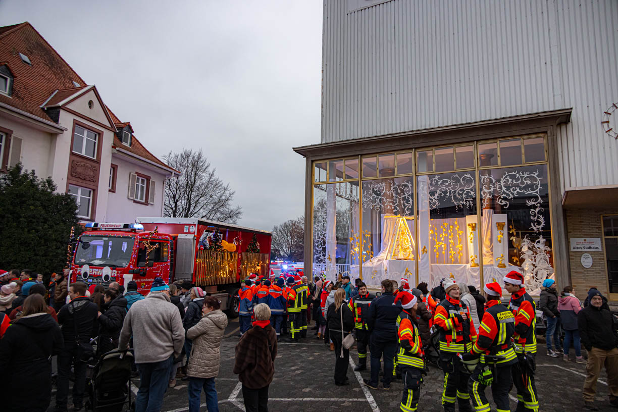 20251214 FF Großostheim Lichterfahrt 2025 76