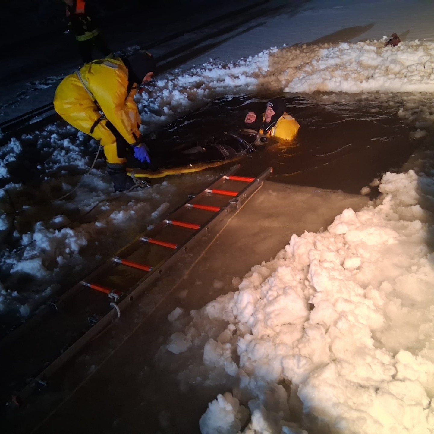 20260130 FF Wiesen Übung Eisrettung Wiesbüttsee 4