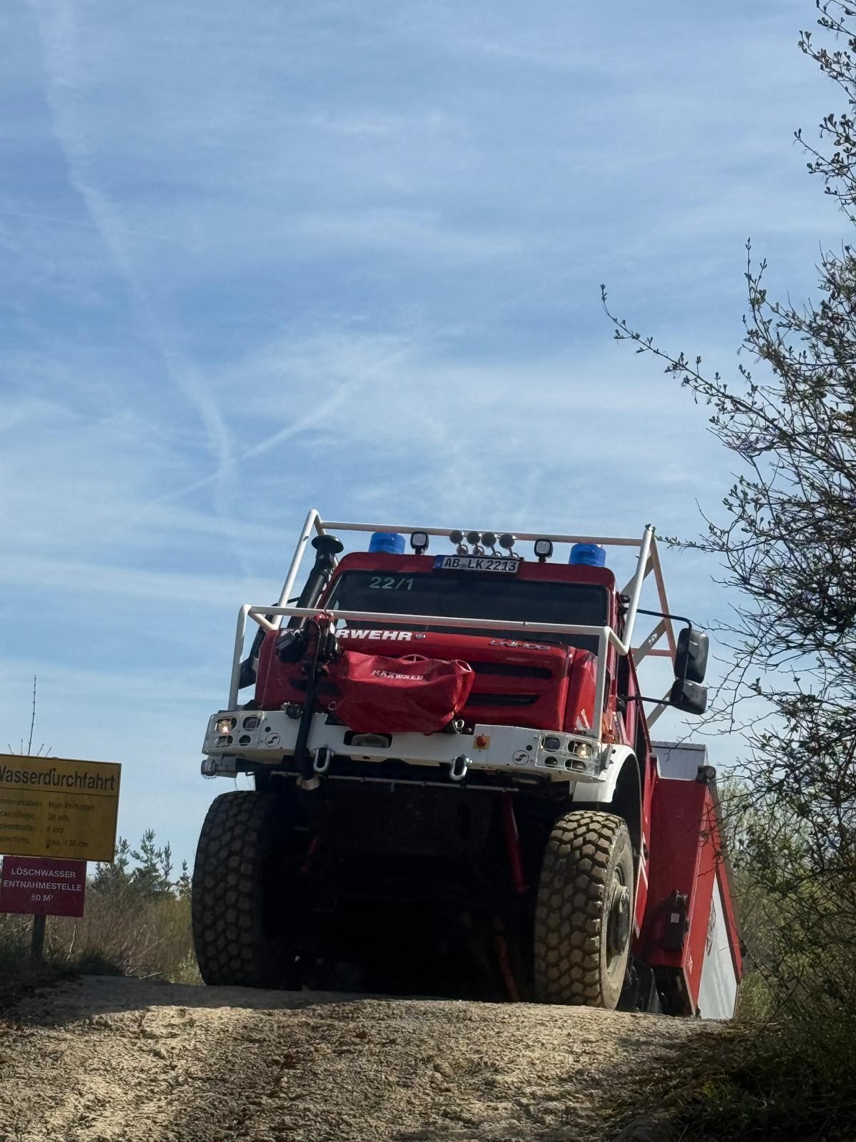 20260411 Allradfahrtraining mit den Unimog WB TLF 9