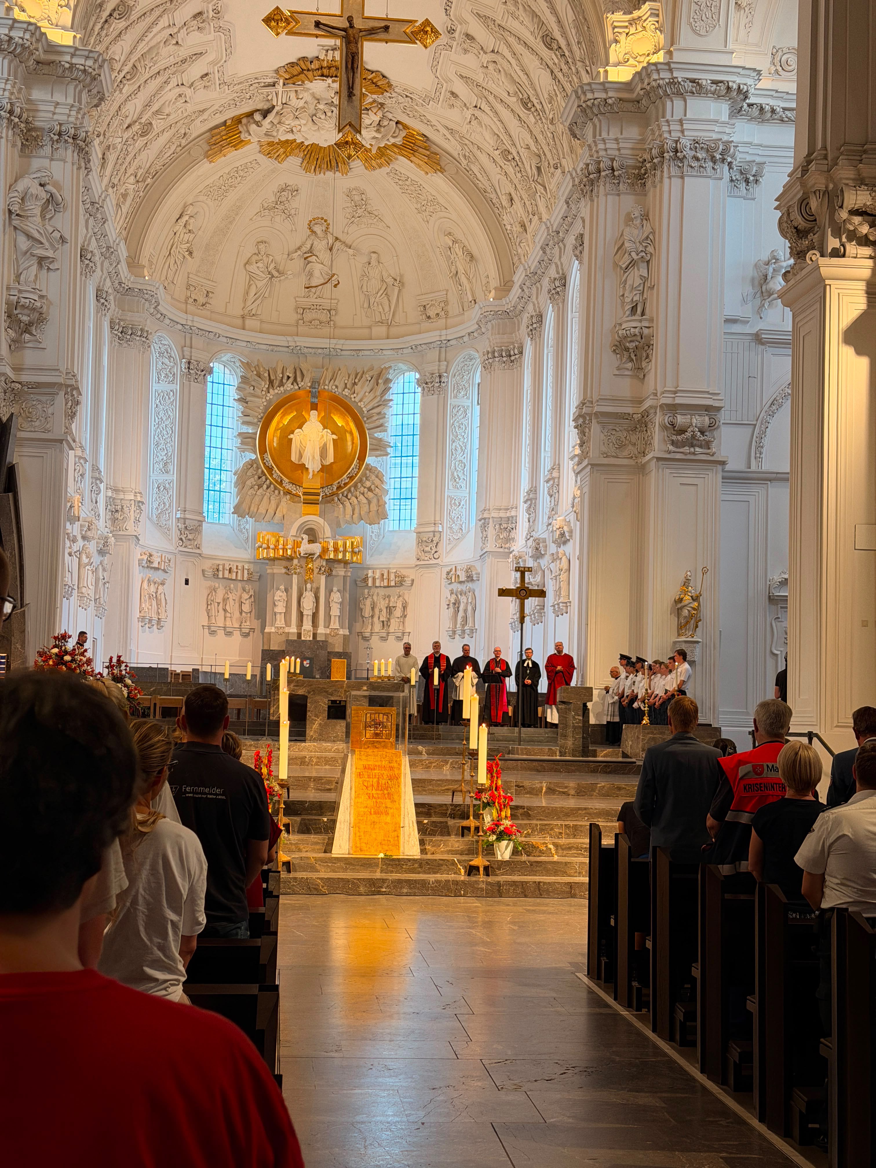 20260707 Blaulicht Gottesdienst im Kiliansdom Würzburg 5