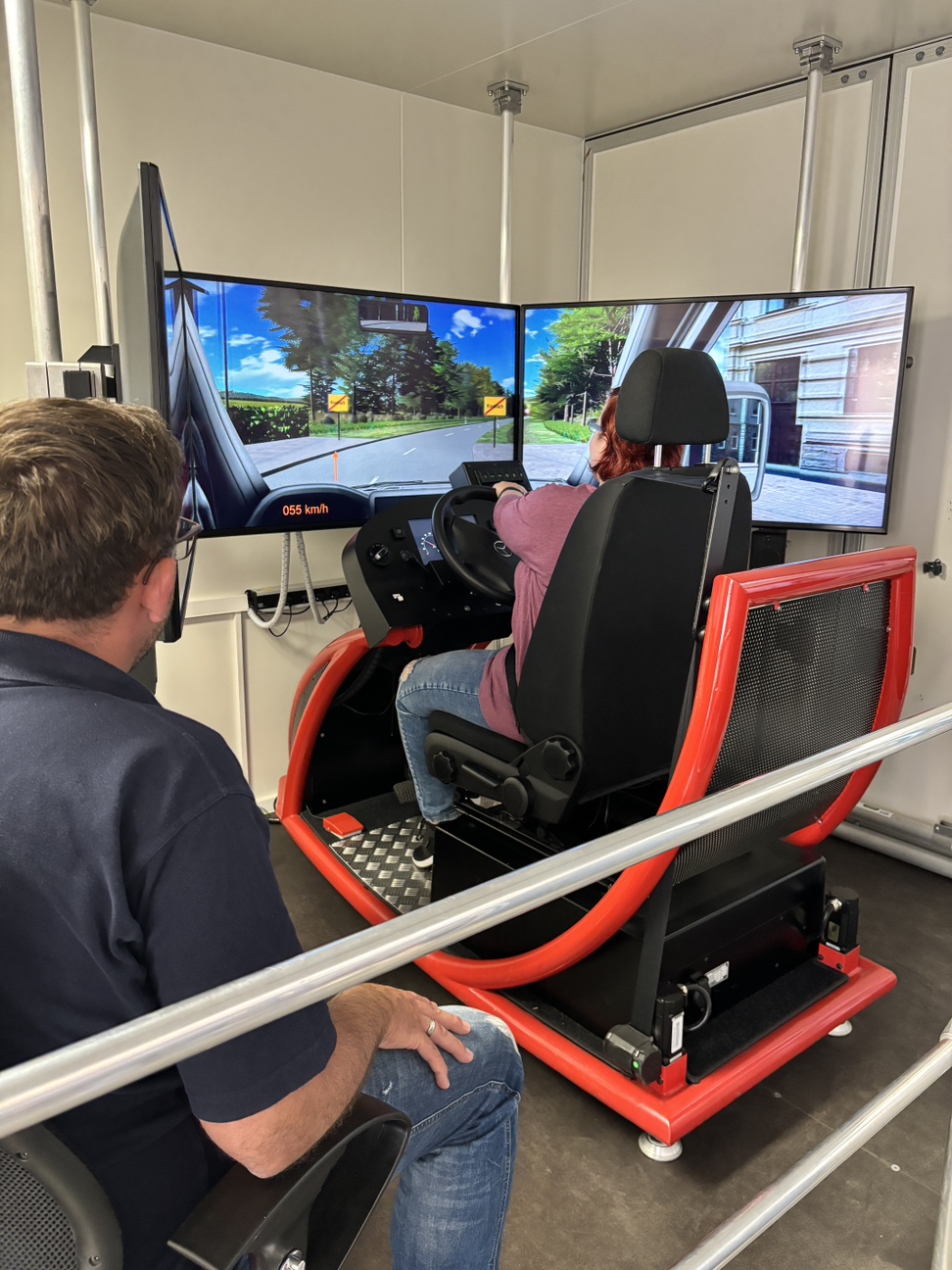 20240526 Fortbildung im Einsatzfahrtensimulator in Hösbach 4